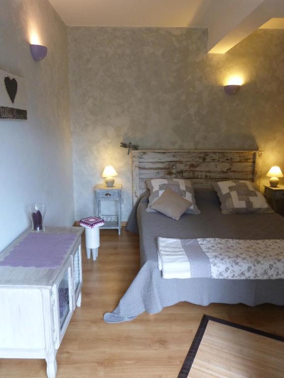Villa Manon Auriol Rum bild